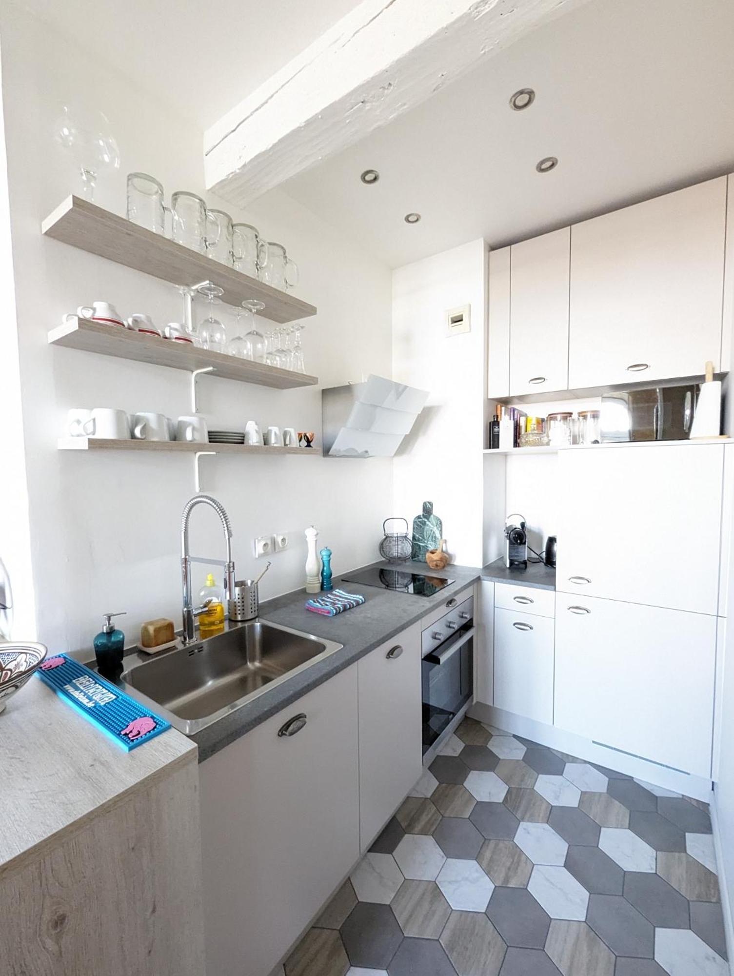Appartement De Charme Sous Les Toits Avec Vue Sur La Garonne *